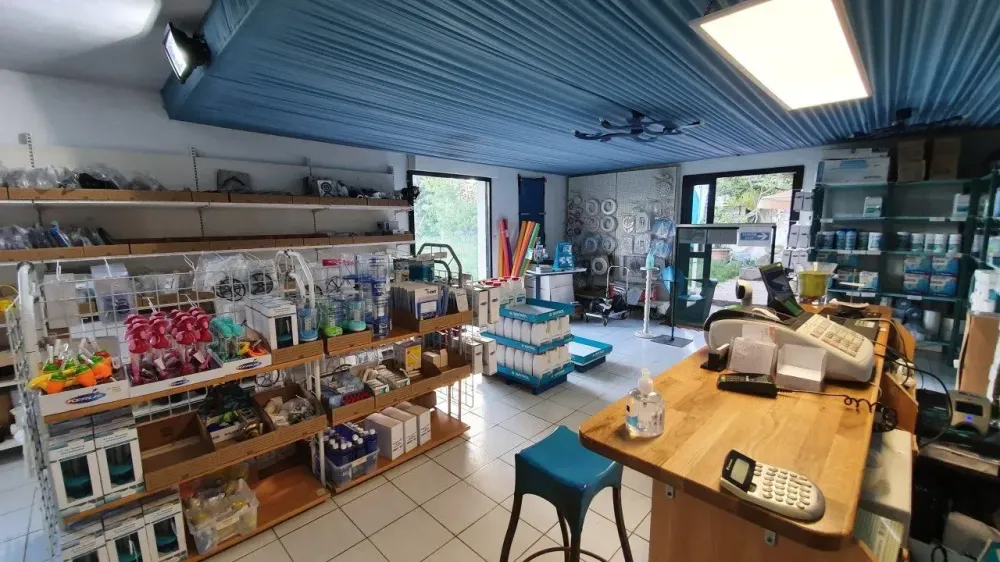 magasin piscinier